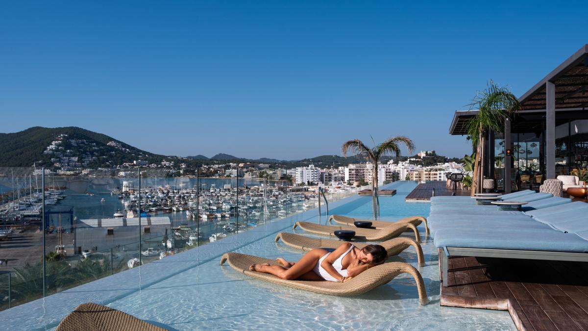 The Best Hotels in Ibiza Aguas-de-Ibiza-Grand-Luxe-Hotel-1