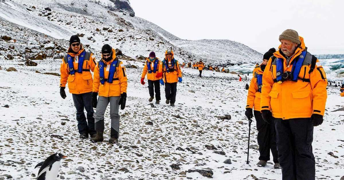 Clothing-in-Antarctica