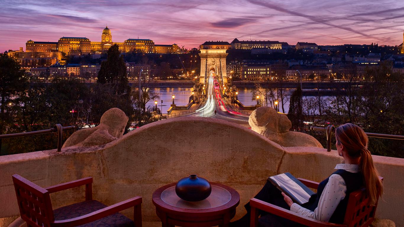 The Best Hotels In Budapest Four-Seasons-Hotel-Gresham-Palace
