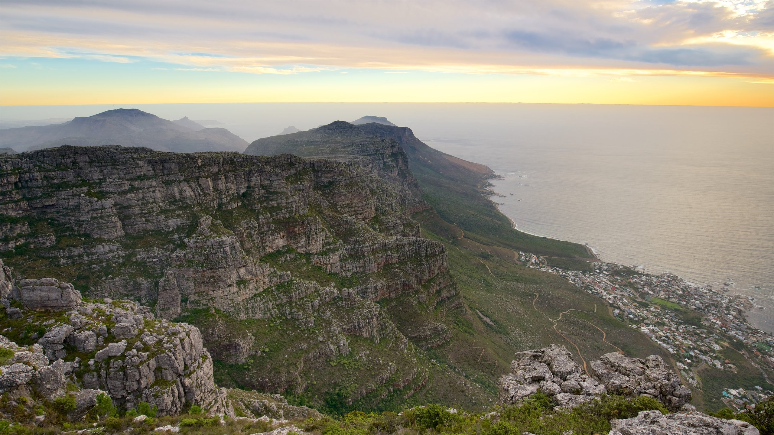 Table-Mountain-in-Cape-Town