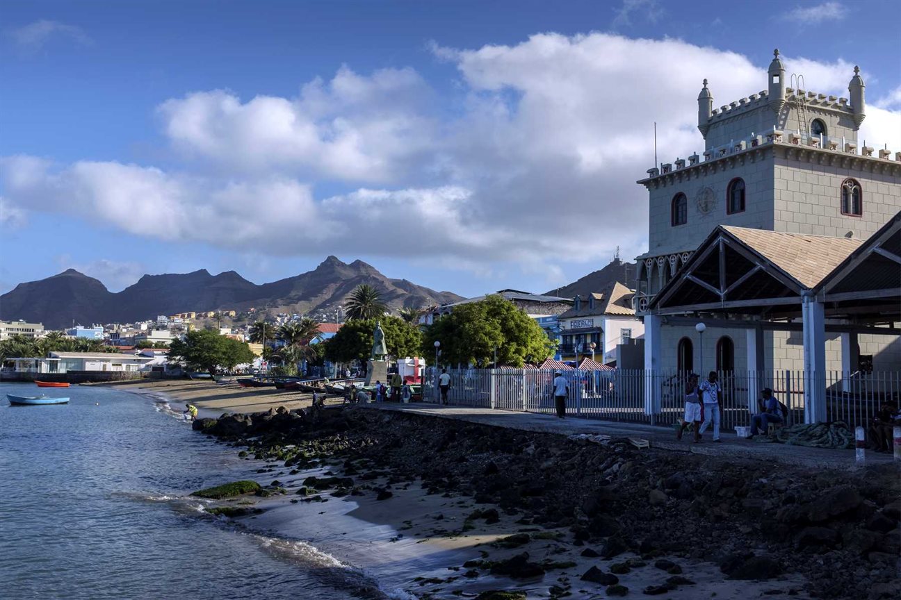 Best Tourist Attractions in Cape Verde Mindelo-São-Vicente-Best-Tourist-Attractions-in-Cape-Verde