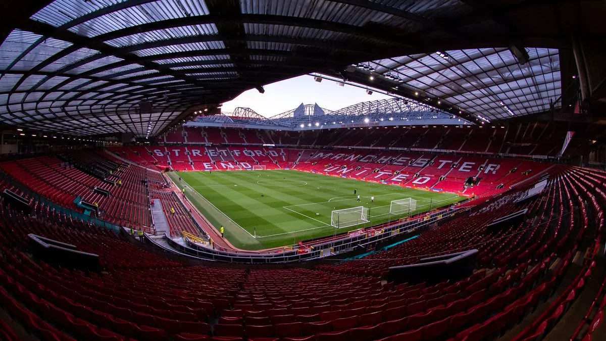 Best Tourist Attractions in United Kingdom Old-Trafford