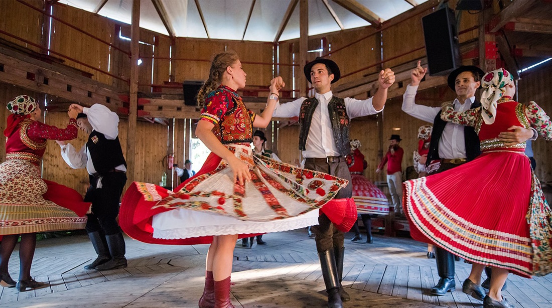 Attending-a-Ceremonial-Event