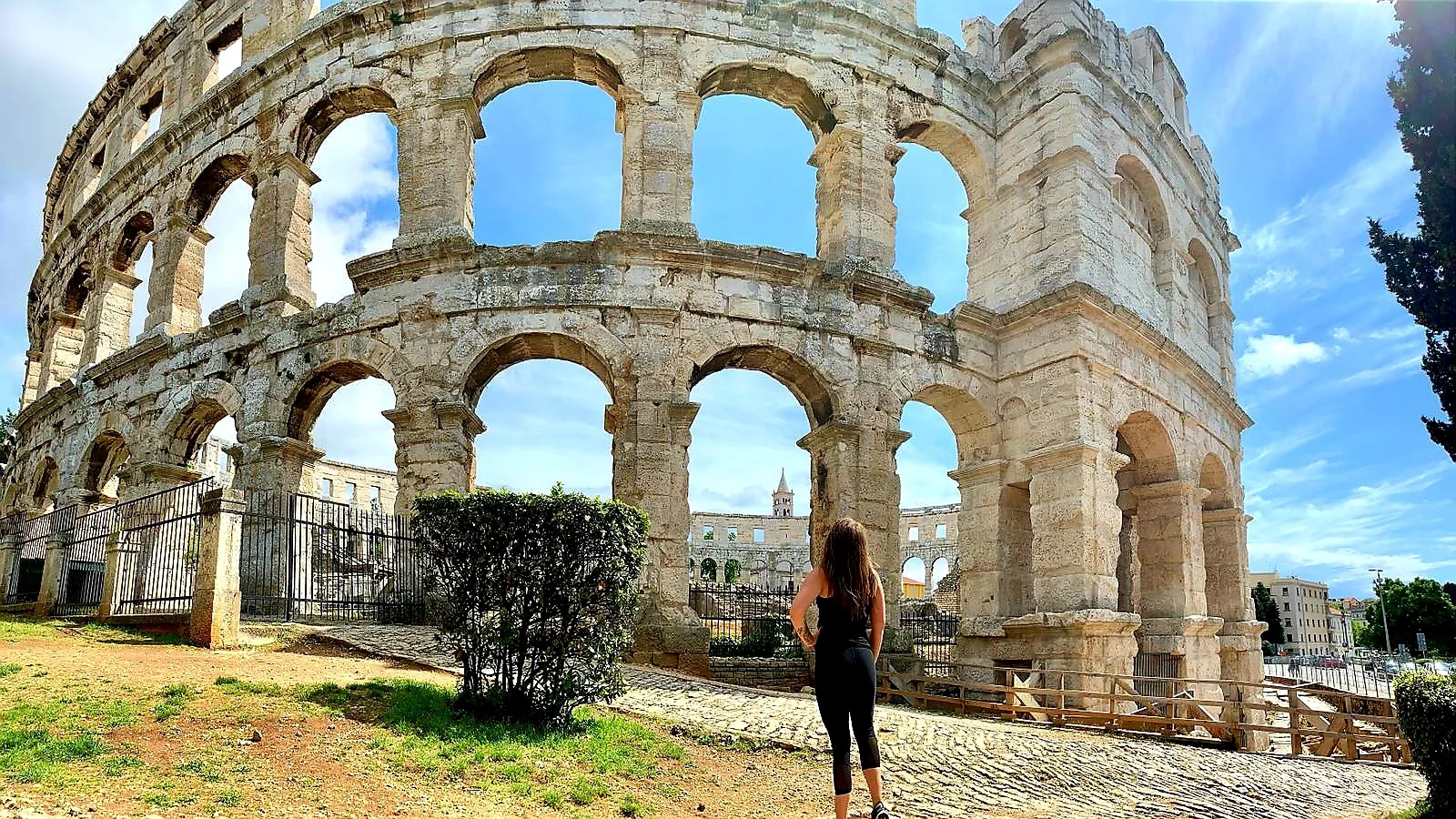 Best-Tourist-Attractions-in-Croatia-roman-ruins
