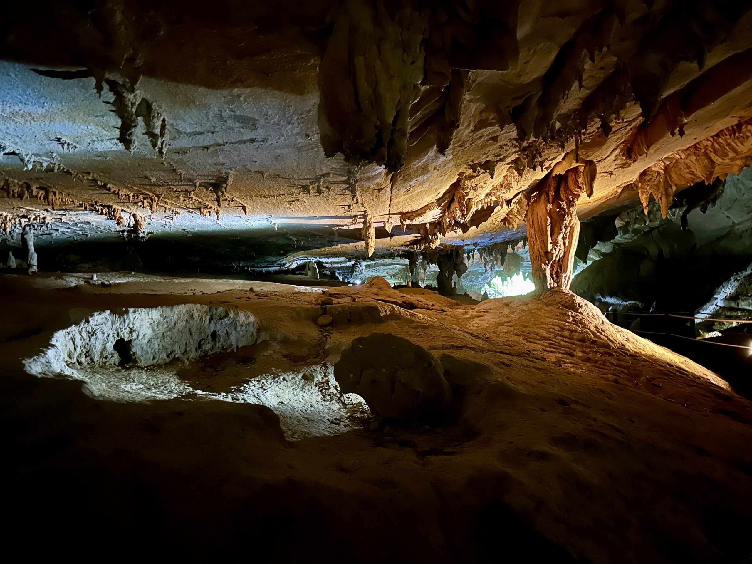 Best Tourist Attractions in Malaysia 2024 Mulu-Caves