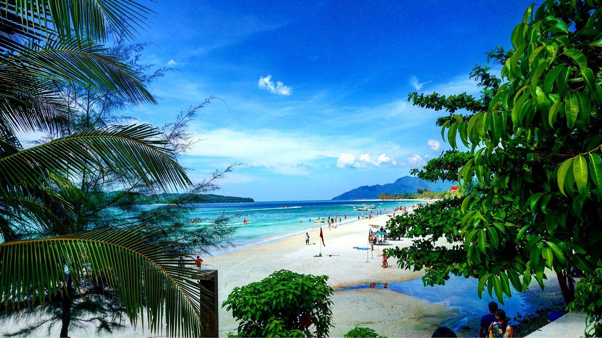 Best Tourist Attractions in Malaysia 2024 Pantai-Cenang