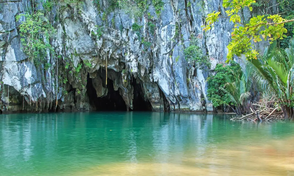 Best Tourist Attractions in Philippines 2024 Puerto-Princesa-Subterranean River-National-Park